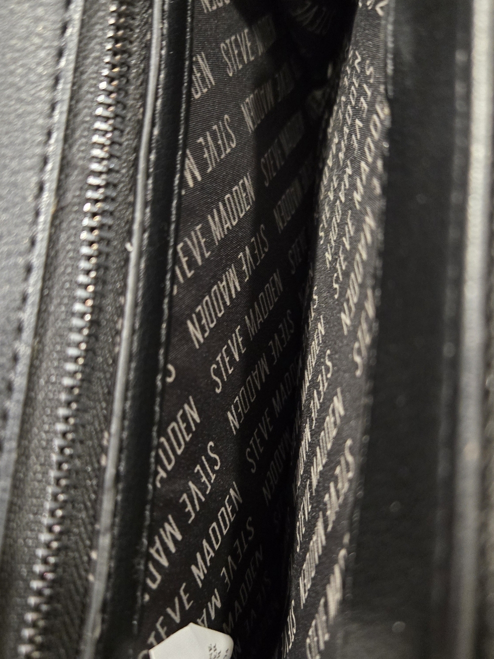 Steve Madden NWT Black Woven Crossbody Bag with Gunmetal Hardware - Picture 5 of 8